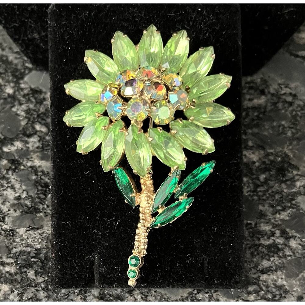 Juliana D&E Green Petals Flower Ab Rhinestone Gold Tone Brooch 3” Vintage